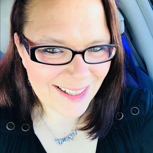 Meet your Posher, Sheri